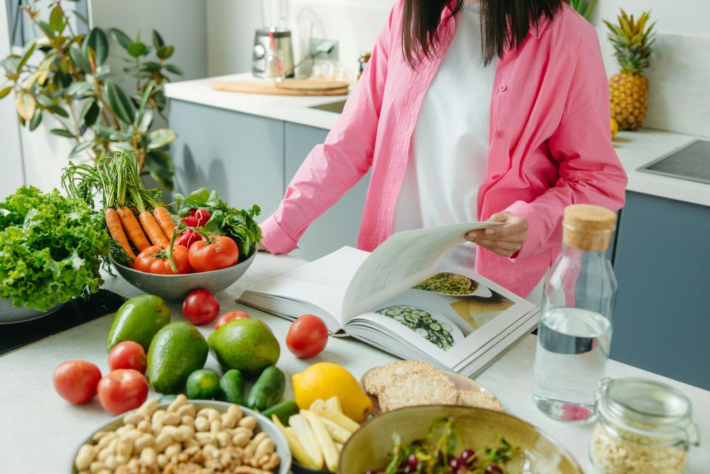 9 Foods That Can Help Prevent Colorectal Cancer Naturally